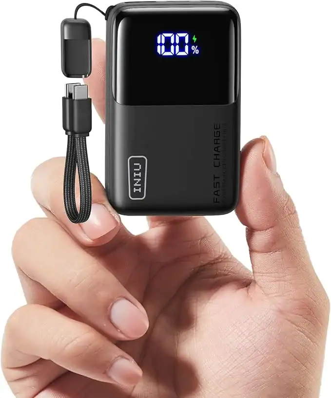 INIU Carry P50-E1: The Best for Pockets